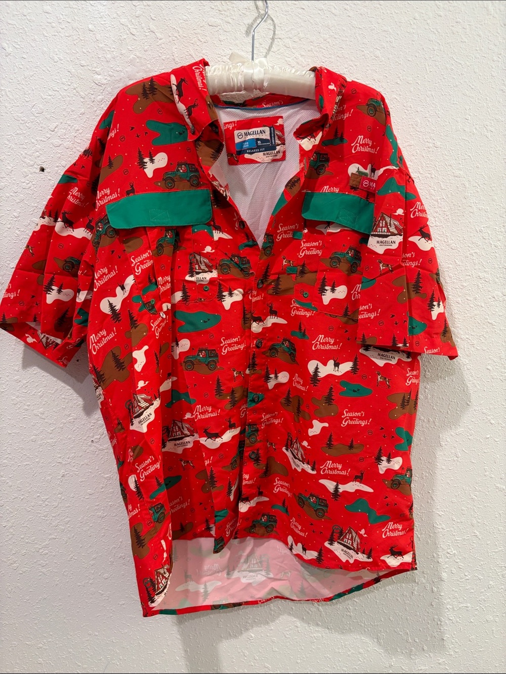 Magellan Outdoors Red Short-Sleeve Holiday Print Button-Down Shirt